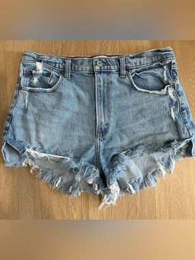 Abercrombie & Fitch The Mom Short - High Rise SZ 32/14